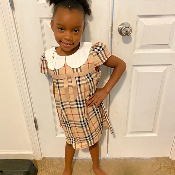 Girls pattern dress beautiful for the summer - Picture 4 of 4